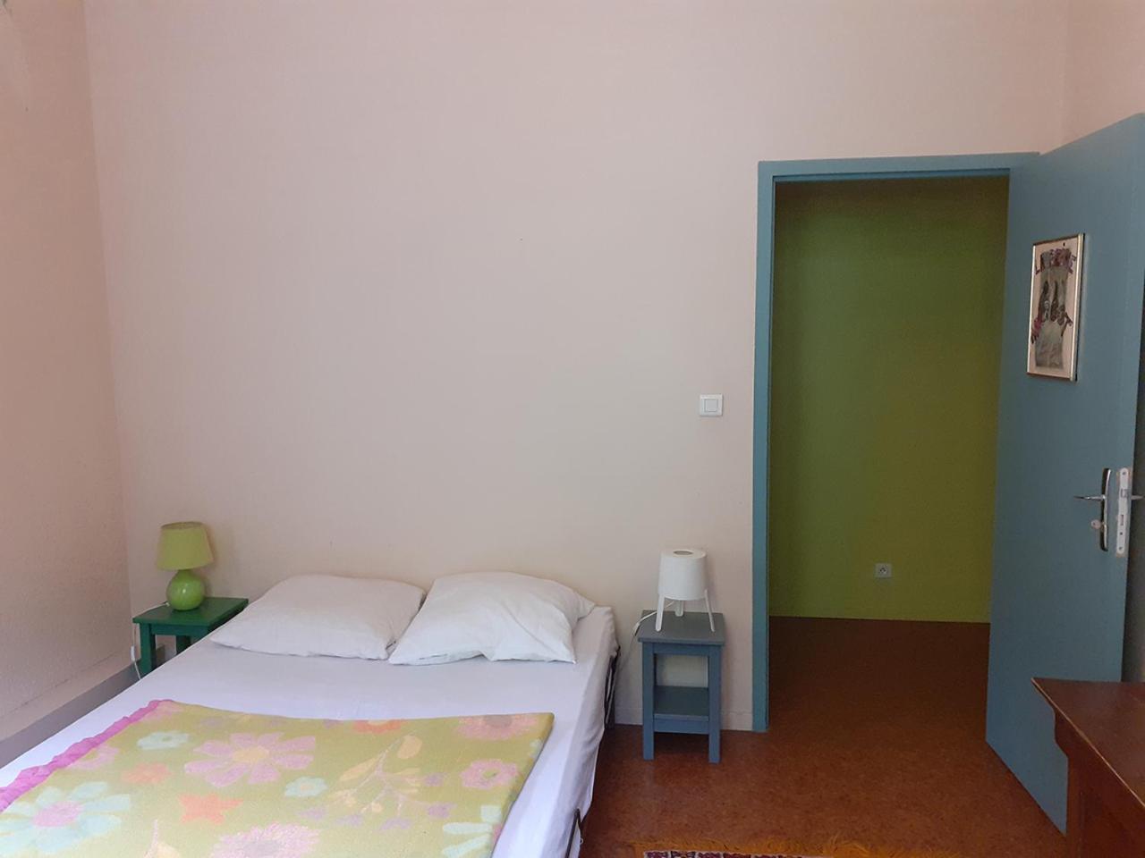 Le Moulin De Saleth Hotel Saint-Antonin-Noble-Val Room photo