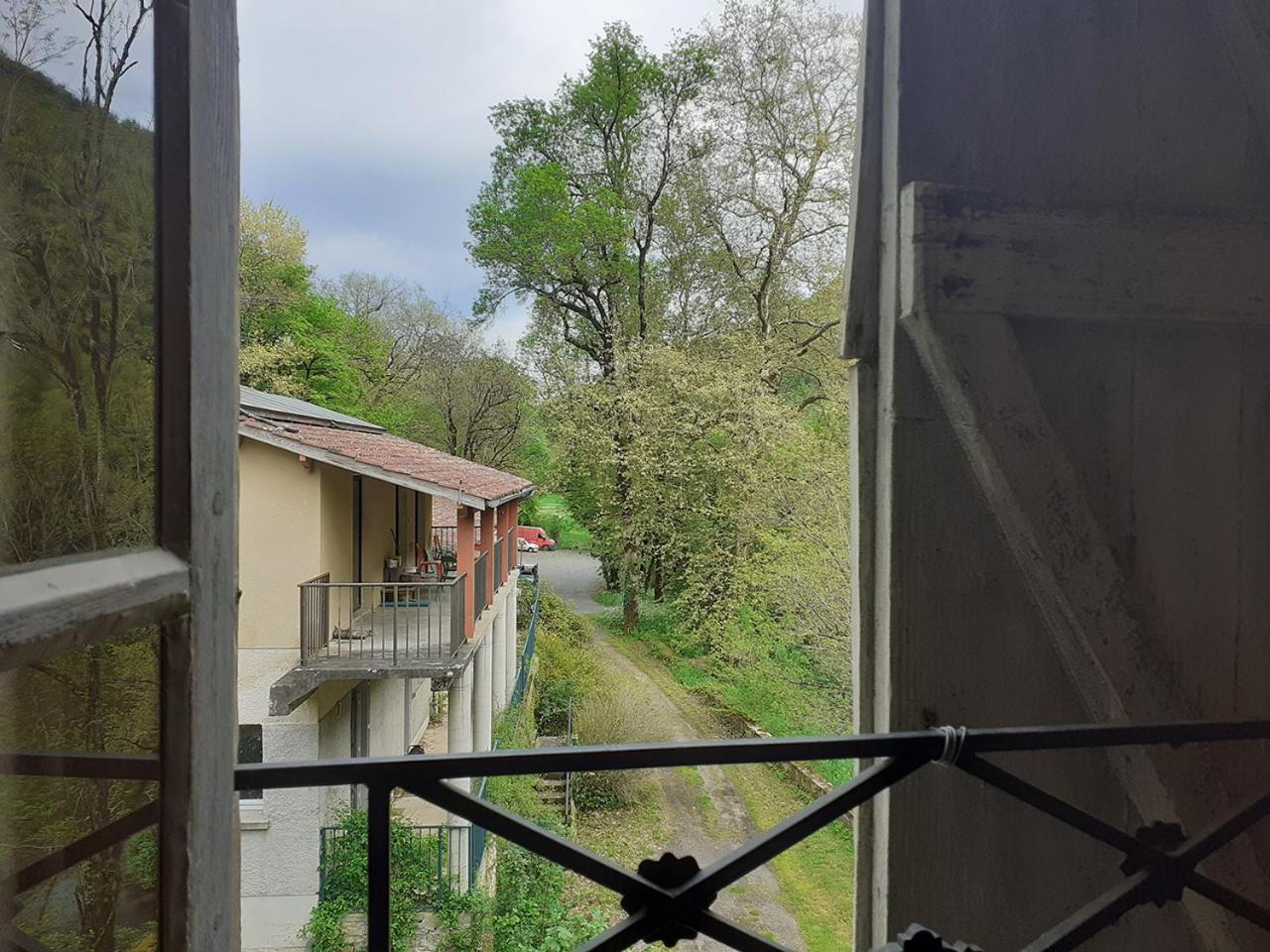 Le Moulin De Saleth Hotel Saint-Antonin-Noble-Val Room photo