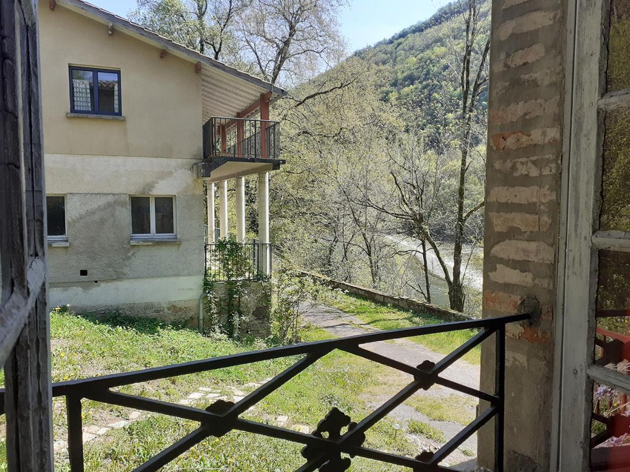 Le Moulin De Saleth Hotel Saint-Antonin-Noble-Val Room photo